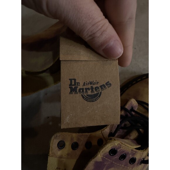 Dr. Martens 1460 Pascal Boot (Unisex)